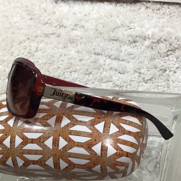 Stella & Dot case plus Juicy sunglasses - Picture 10 of 14